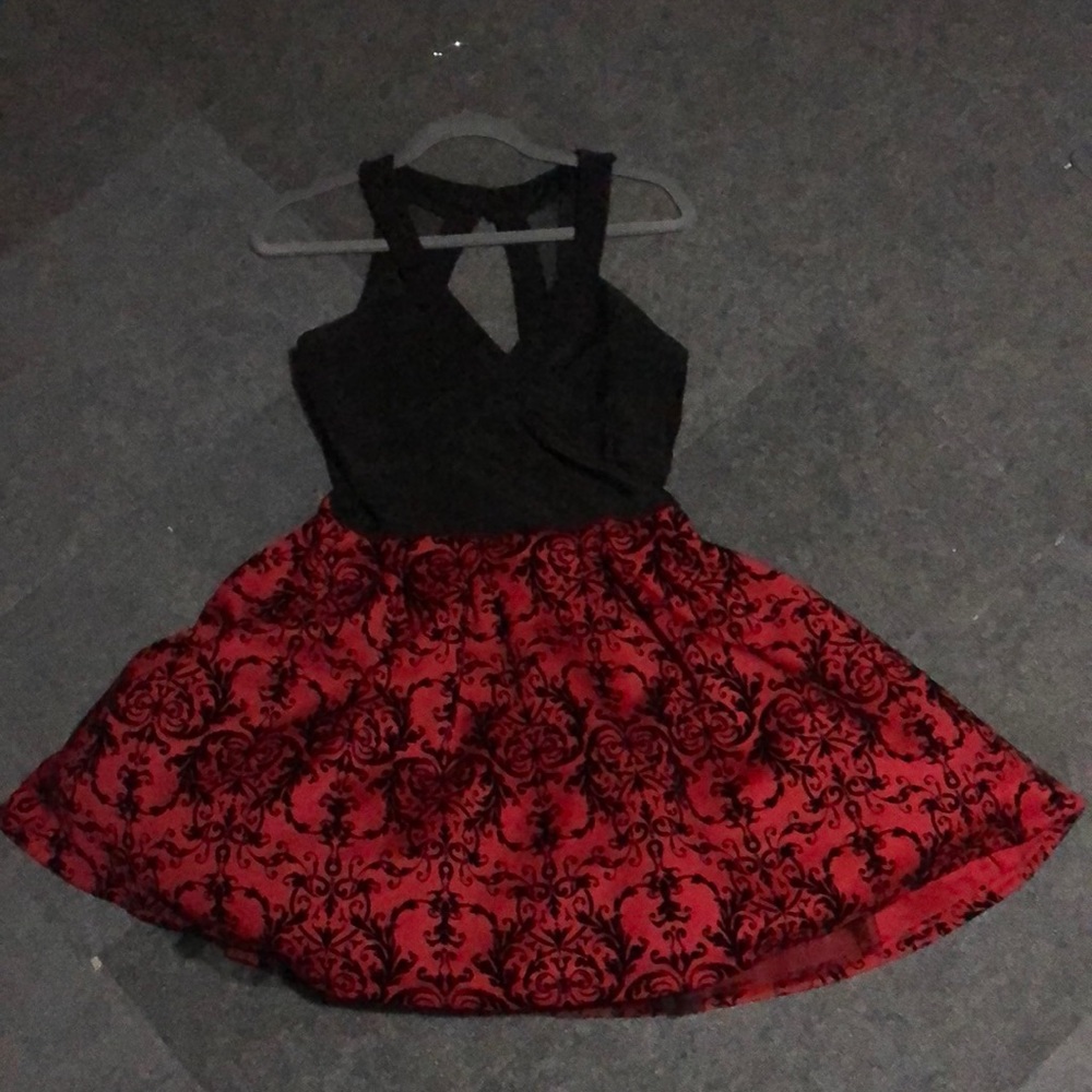 Red and Black Homecoming Dress (Size 9)